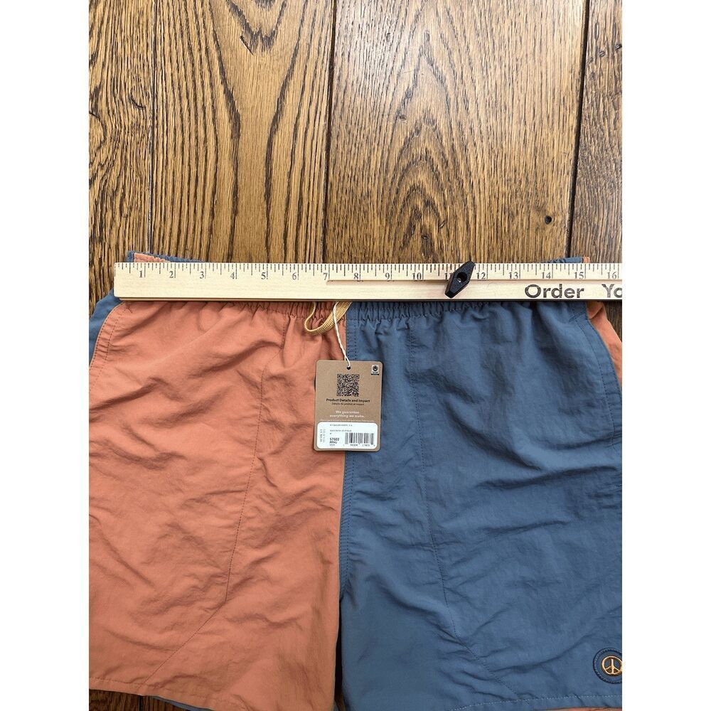 Patagonia Men’s 5” Baggies Shorts Peace Patch Utility Blue NWT Medium - Picture 4 of 6